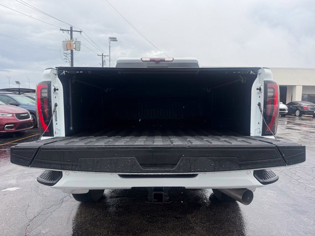 Used 2025 GMC Sierra 2500 AT4 w/ AT4 Premium Plus Package AWD/4WD image 19