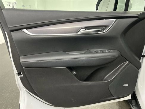 Certified 2021 Cadillac XT5 Luxury image 21