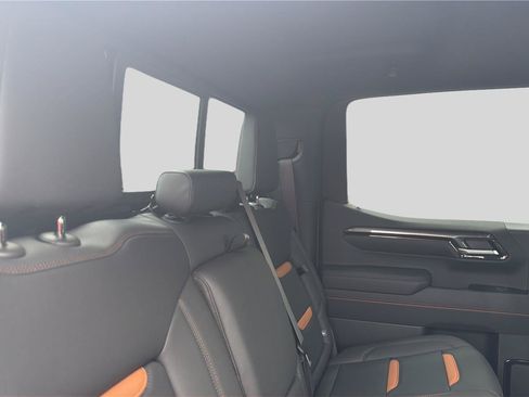 New 2026 GMC Sierra 1500 AT4 w/ AT4 Premium Package AWD/4WD image 21
