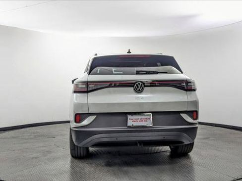 Used 2023 Volkswagen ID.4 Pro S AWD/4WD image 7