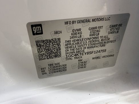 Used 2025 Chevrolet Silverado 3500 LT image 24