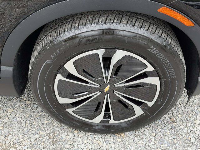 Used 2024 Chevrolet Blazer EV LT AWD/4WD image 7
