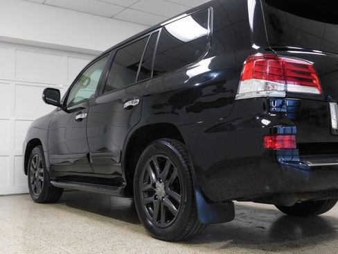Used 2013 Lexus LX 570 4WD w/ Luxury Pkg w/Pre-crash image 78