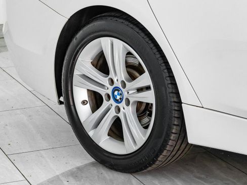 Used 2018 BMW 330e RWD image 60