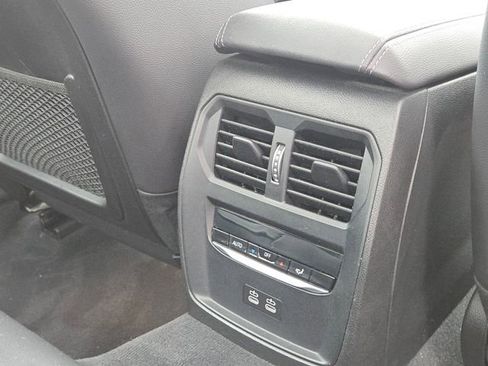 Used 2021 BMW 330i xDrive Sedan w/ Convenience Package image 18