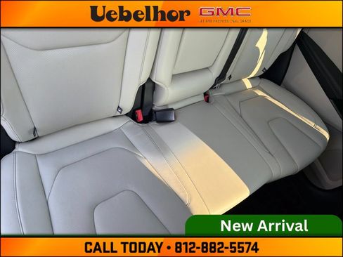 Used 2019 Ford Edge Titanium w/ Equipment Group 301A FWD image 6