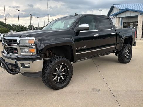 Used 2014 Chevrolet Silverado 1500 LTZ Z71 w/ LTZ Plus Package AWD/4WD image 4