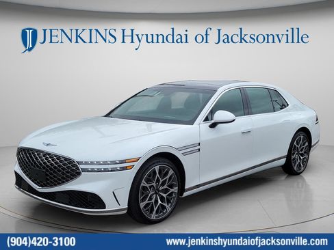 Used 2025 Genesis G90 3.5T AWD/4WD image 10