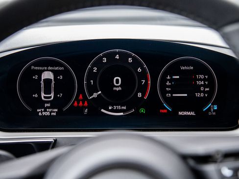 Certified 2026 Porsche Cayenne Coupe AWD/4WD image 17