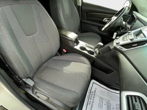 Used 2010 GMC Terrain SLE FWD image 11