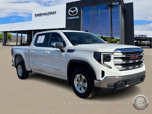 Used 2025 GMC Sierra 1500 SLE image 10