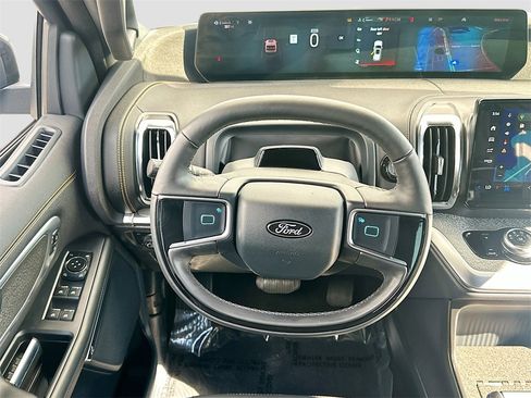 Used 2025 Ford Expedition Tremor image 24