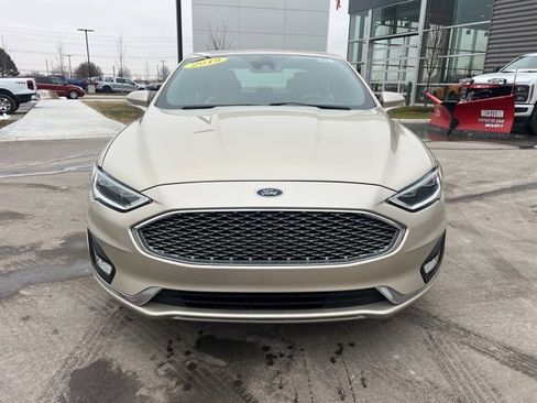 Used 2019 Ford Fusion Titanium image 2