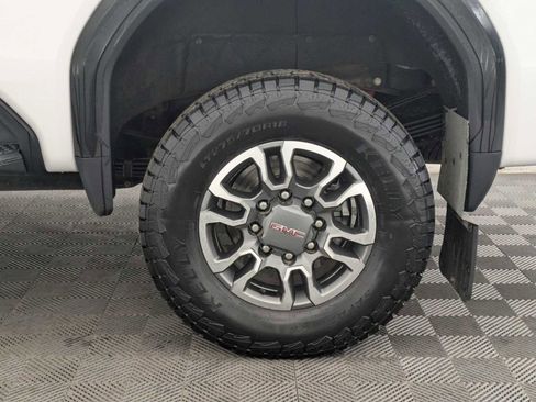 Used 2023 GMC Sierra 3500 SLT w/ SLT Premium Package image 14