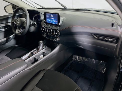 Used 2025 Nissan Sentra SR w/ Midnight Edition image 25