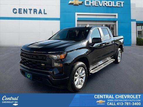 Certified 2022 Chevrolet Silverado 1500 Custom AWD/4WD image 1