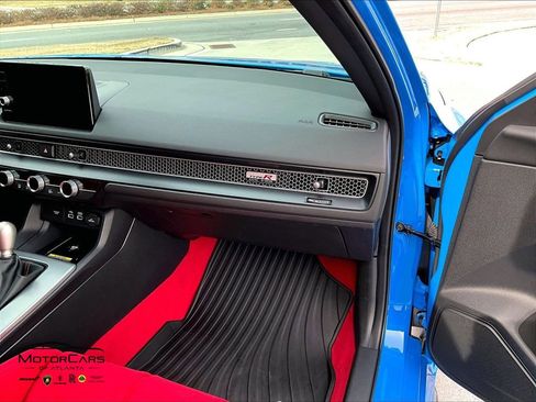 Used 2025 Honda Civic Type R image 15
