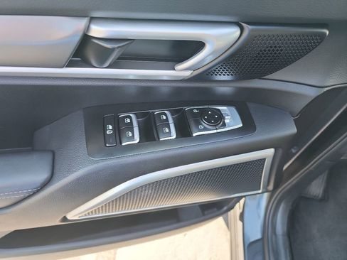 Used 2021 Kia Telluride LX image 12