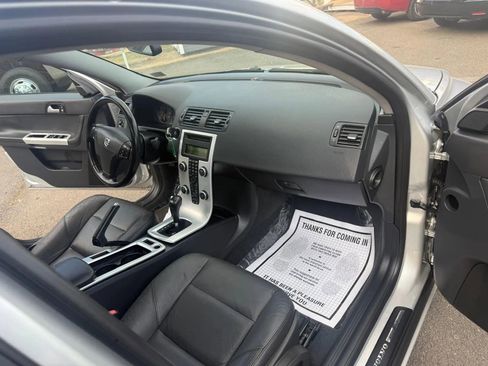 Used 2011 Volvo S40 T5 w/ Preferred Pkg FWD image 19