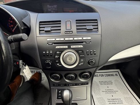Used 2011 MAZDA MAZDA3 s Grand Touring image 13