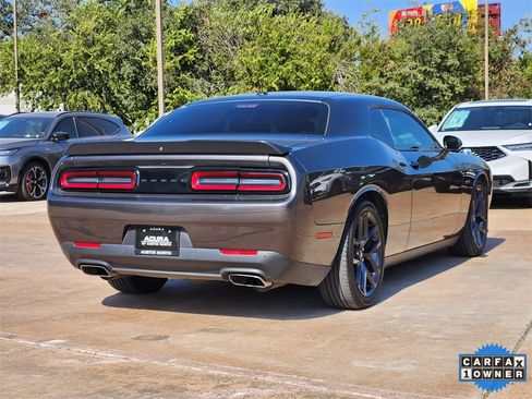 Used 2023 Dodge Challenger R/T w/ Blacktop Package image 8
