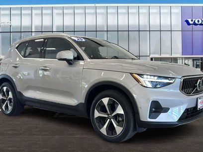 Used 2025 Volvo XC40 B5 Plus