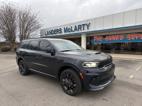 Used 2025 Dodge Durango GT image 1