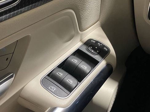 Certified 2022 Mercedes-Benz GLA 250 image 10