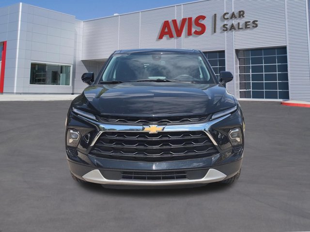 Used 2025 Chevrolet Blazer LT AWD/4WD image 2