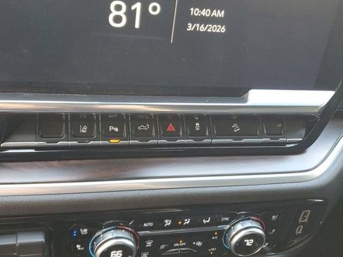 Used 2024 GMC Sierra 2500 SLT w/ SLT Premium Package image 24