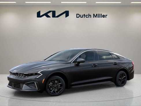 New 2026 Kia K5 LXS FWD image 2