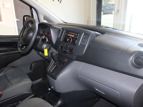 Used 2015 Chevrolet City Express LS FWD image 24