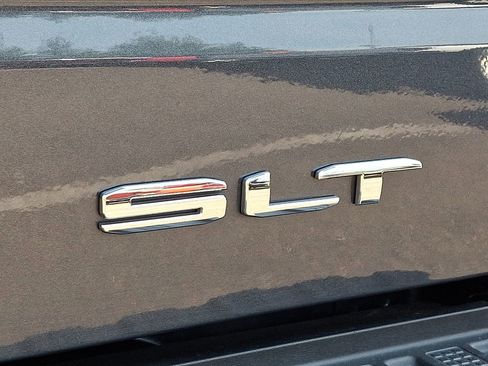 Used 2020 GMC Sierra 1500 SLT w/ SLT Premium Package AWD/4WD image 34