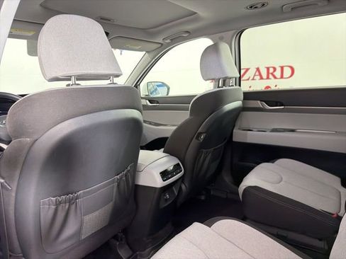 Used 2022 Hyundai Palisade SEL w/ Cargo Package FWD image 14