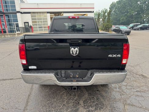 Used 2018 RAM 1500 ST w/ SXT Appearance Group AWD/4WD image 4