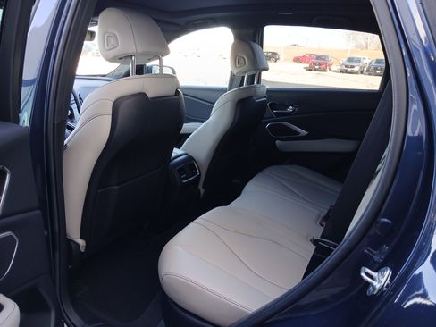 Used 2025 Acura RDX image 8