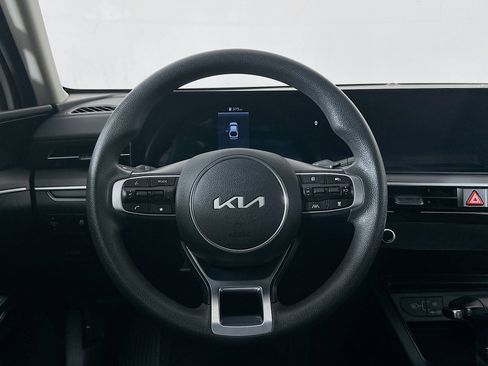 Used 2025 Kia K5 LXS image 18