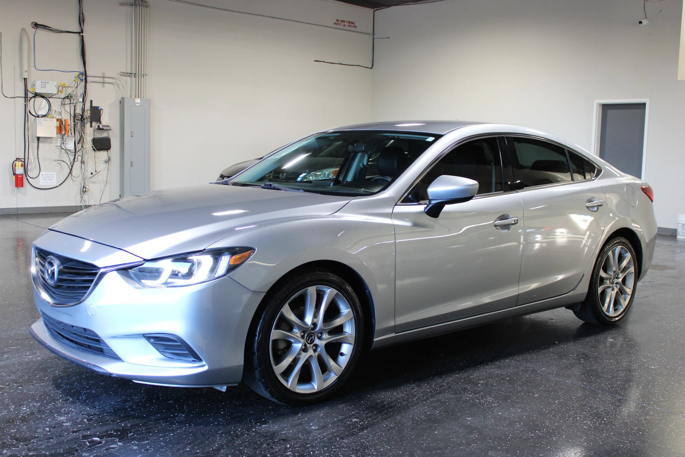 Used 2016 MAZDA MAZDA6 Touring FWD image 6