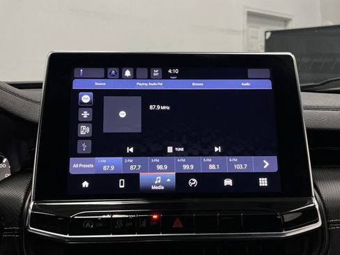 Used 2022 Jeep Compass Altitude image 16