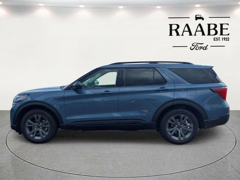 Used 2026 Ford Explorer Active w/ Active Comfort Package AWD/4WD image 4