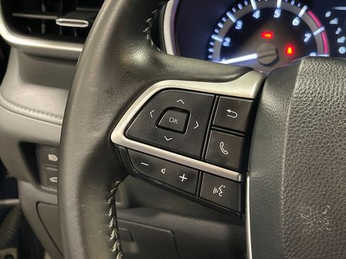 Used 2023 Toyota Highlander XSE FWD image 28