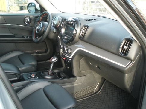 Used 2019 MINI Cooper Countryman S w/ Storage Package image 32