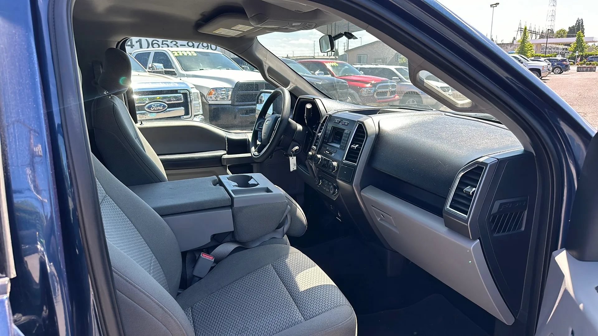Used 2017 Ford F150 XLT AWD/4WD image 11