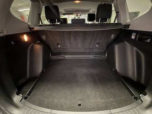 Used 2018 Honda CR-V EX image 12