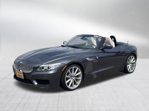 Used 2016 BMW Z4 sDrive35i RWD image 11