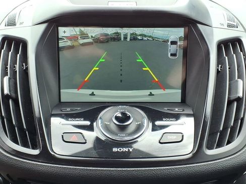 Used 2017 Ford Escape Titanium FWD image 13