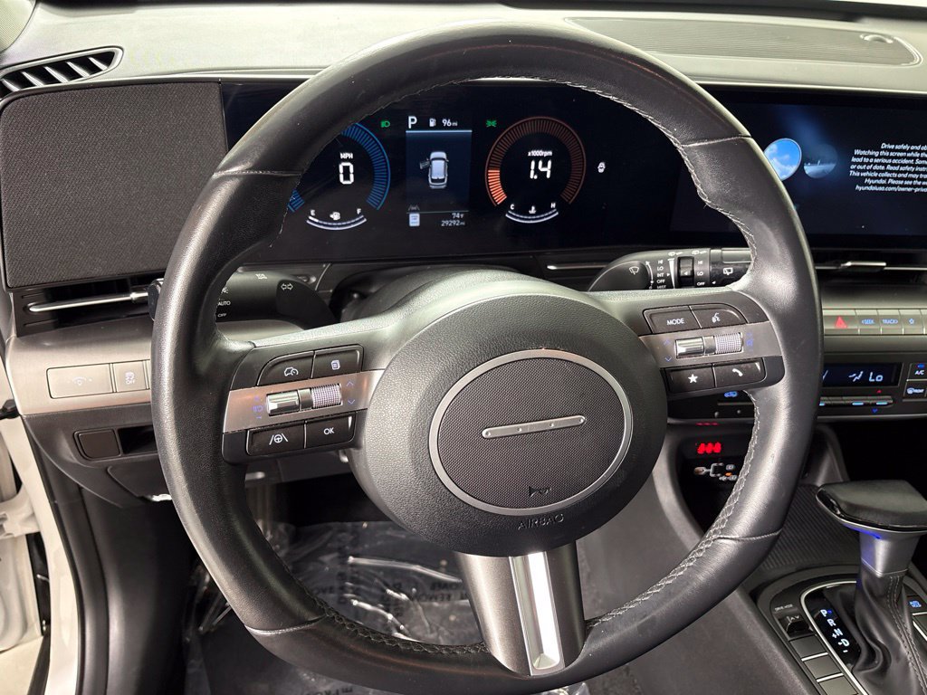Used 2025 Hyundai Kona SEL FWD image 29