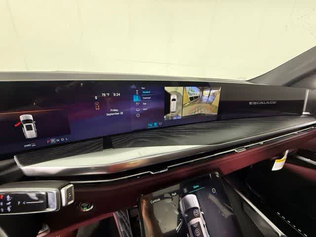 New 2026 Cadillac Escalade Luxury w/ Touring Package AWD/4WD image 26