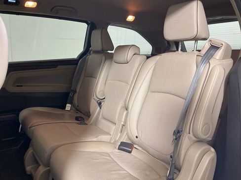 Used 2023 Honda Odyssey Elite image 25