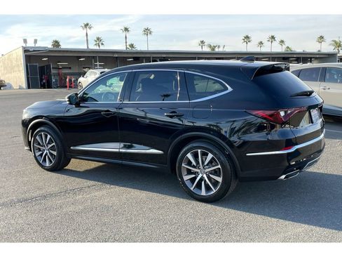 Certified 2025 Acura MDX FWD w/ Technology Package image 3